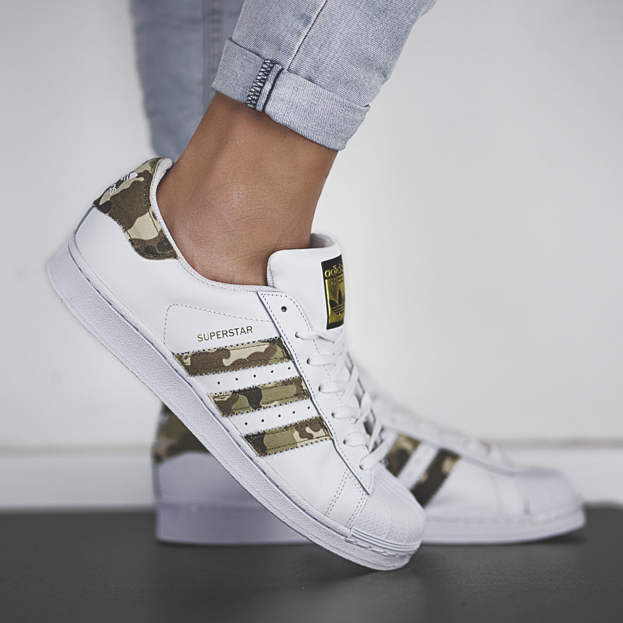 superstar always adidas sneakers personalizzate camouflage da dressed